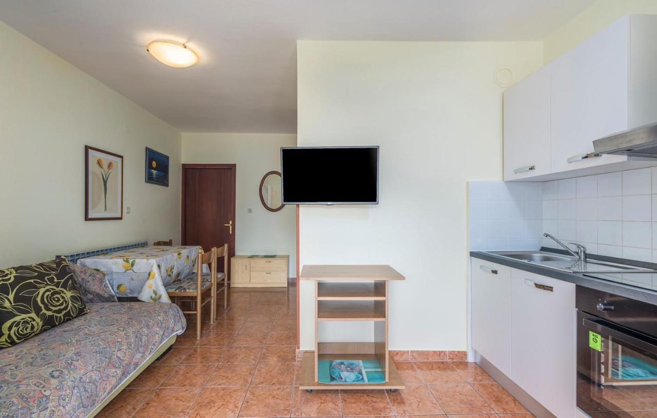 Apartments Magdalena As22 Rovigno Esterno foto
